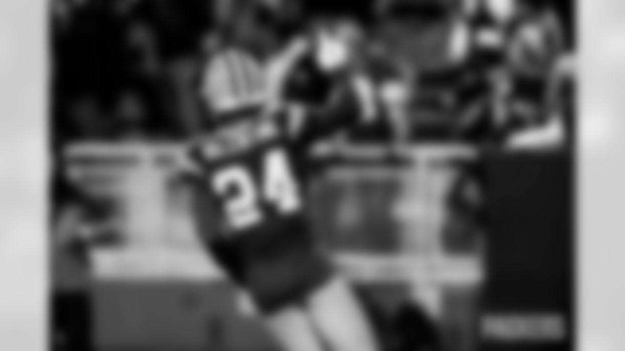 251110_WK10_Packers vs. Eagles_MM_5403