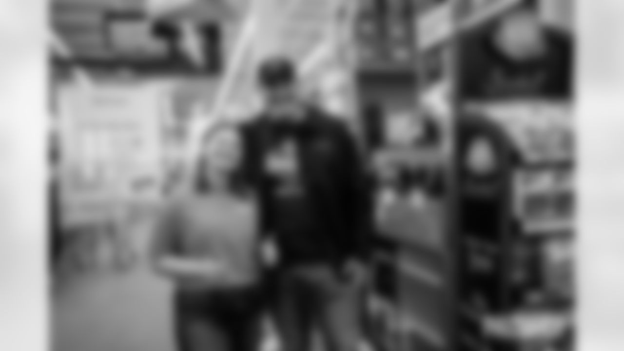 250411_Fleet Farm visit_Day5_ES_00253