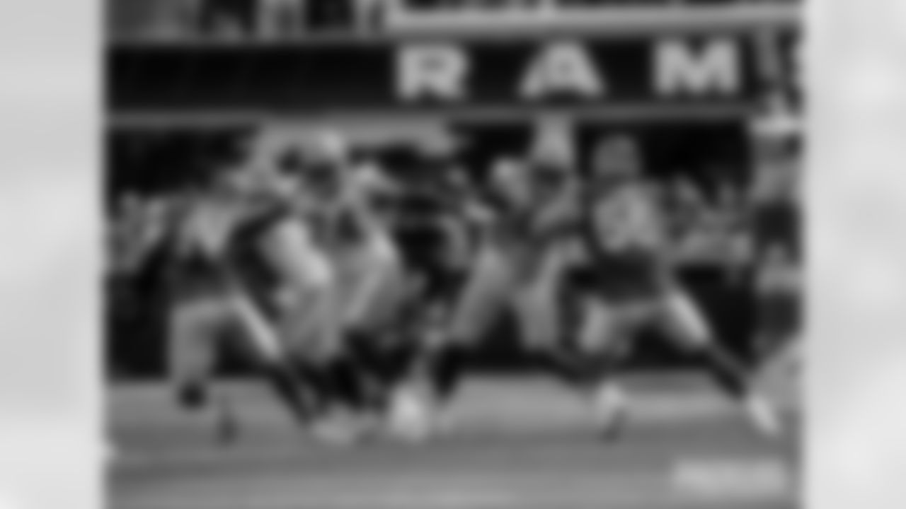 packers-rams-game-A-ES-037