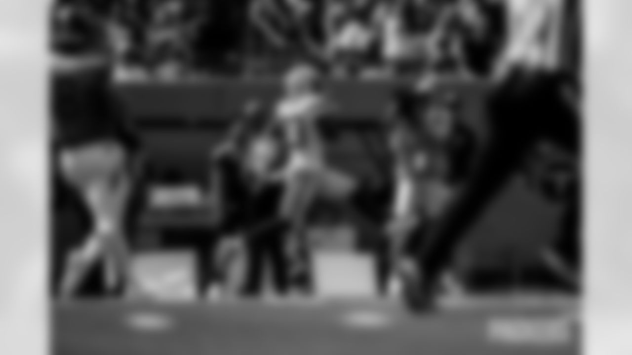 packers-titans-game-B-EP-017