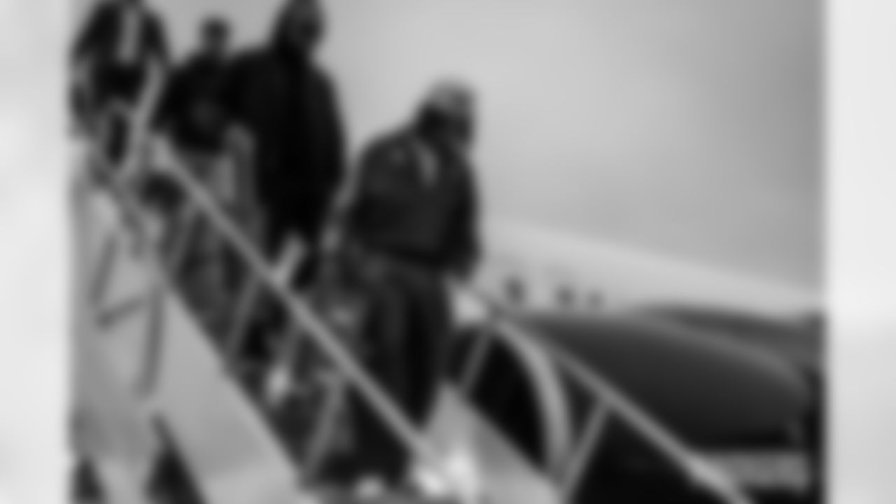 251115_Players arrive in New York_MM_0048