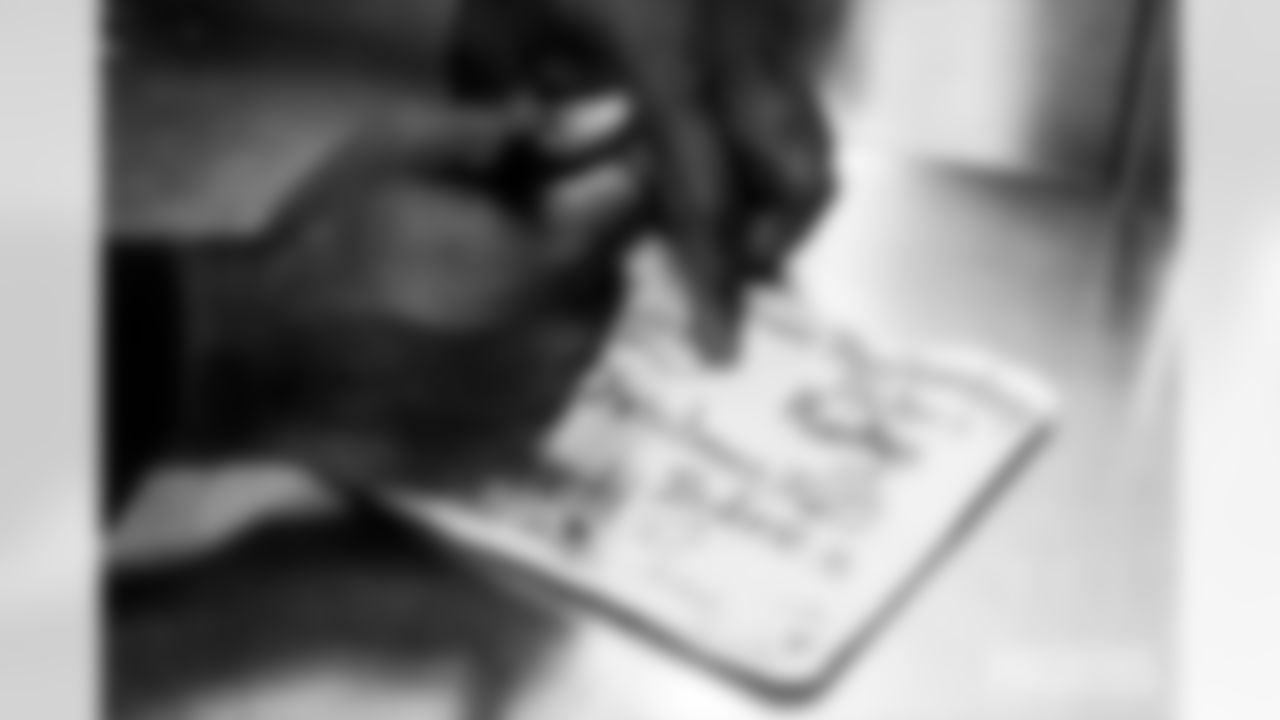 251208_Meijer Shopping_MM_0575