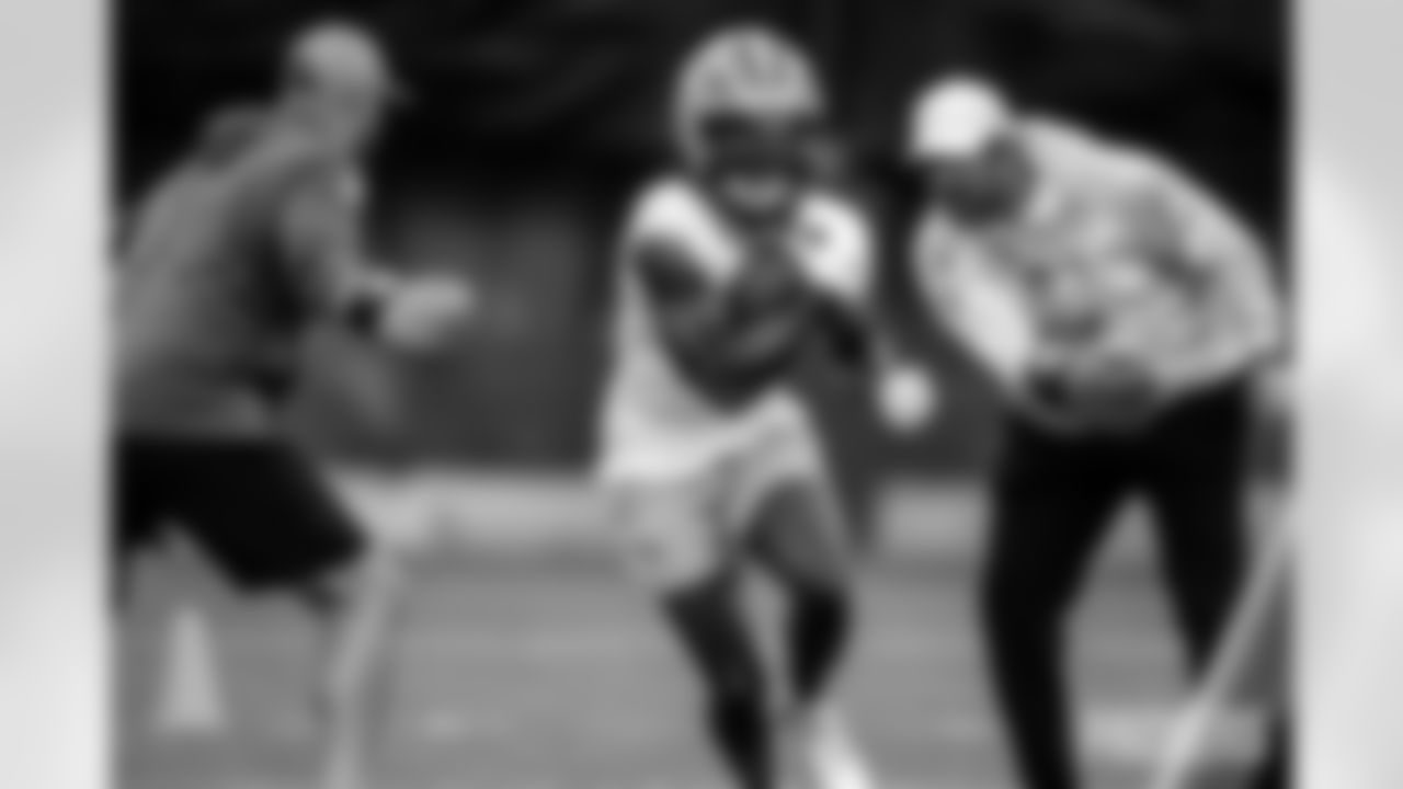 RB Jalen White
