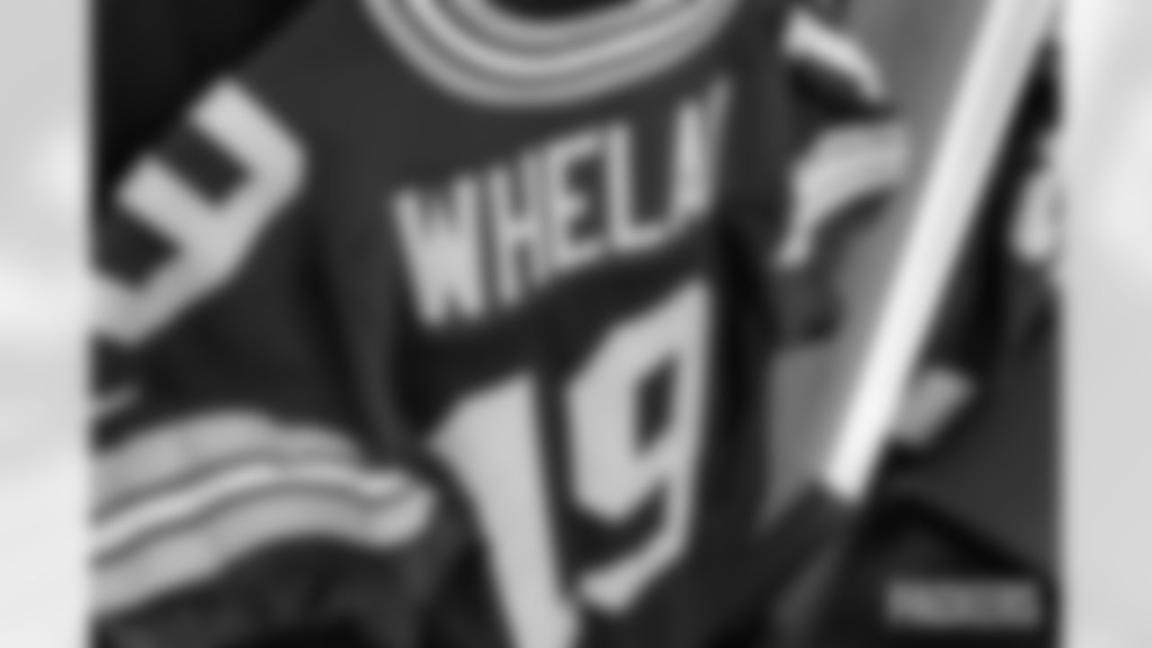 251207_Locker_Room_Equipment-30