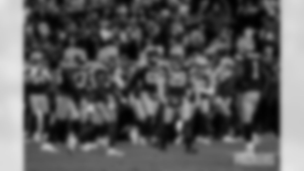 Q2_251110_WK10_Packers vs. Eagles_MM_0280