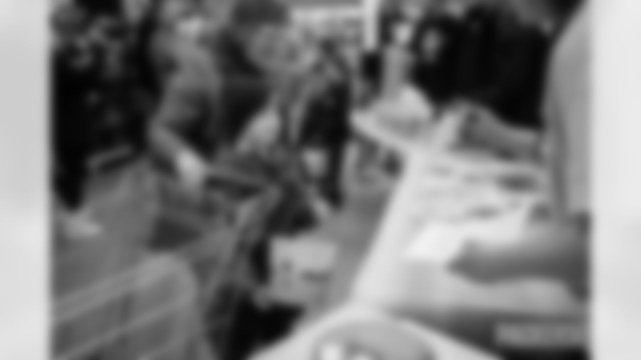 250411_Fleet Farm visit_Day5_ES_00142