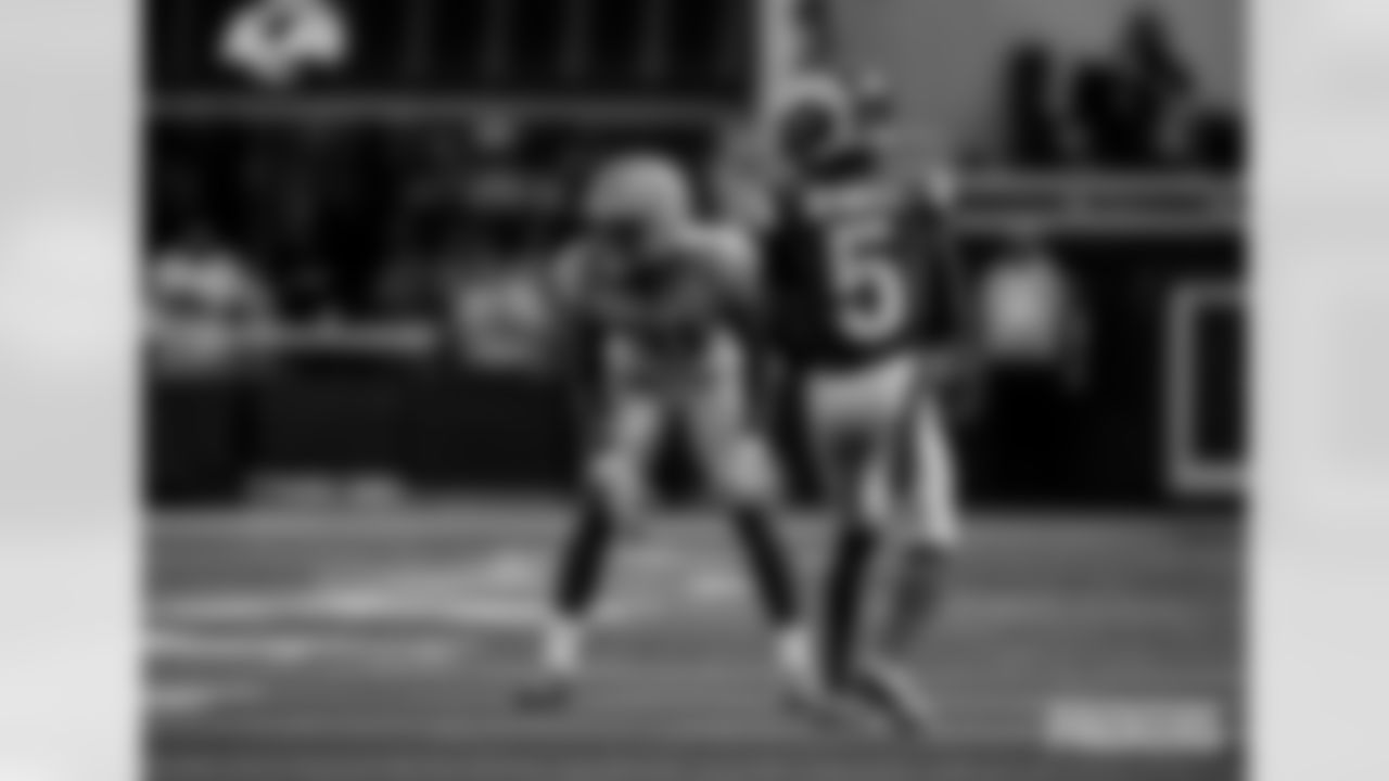 packers-rams-game-A-ES-085