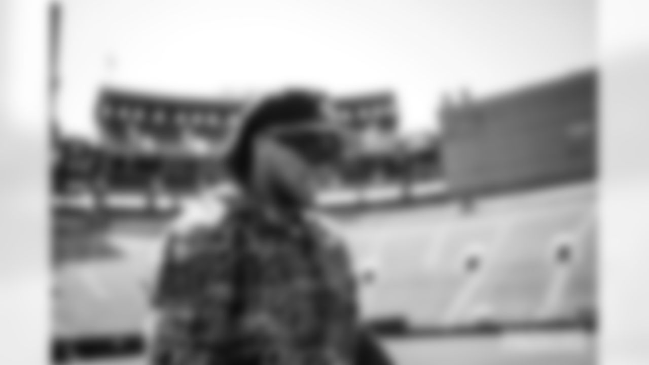 250426-Sorrell-Visit-A-ES-021