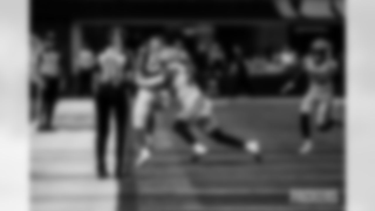 packers-rams-game-B-EP-005