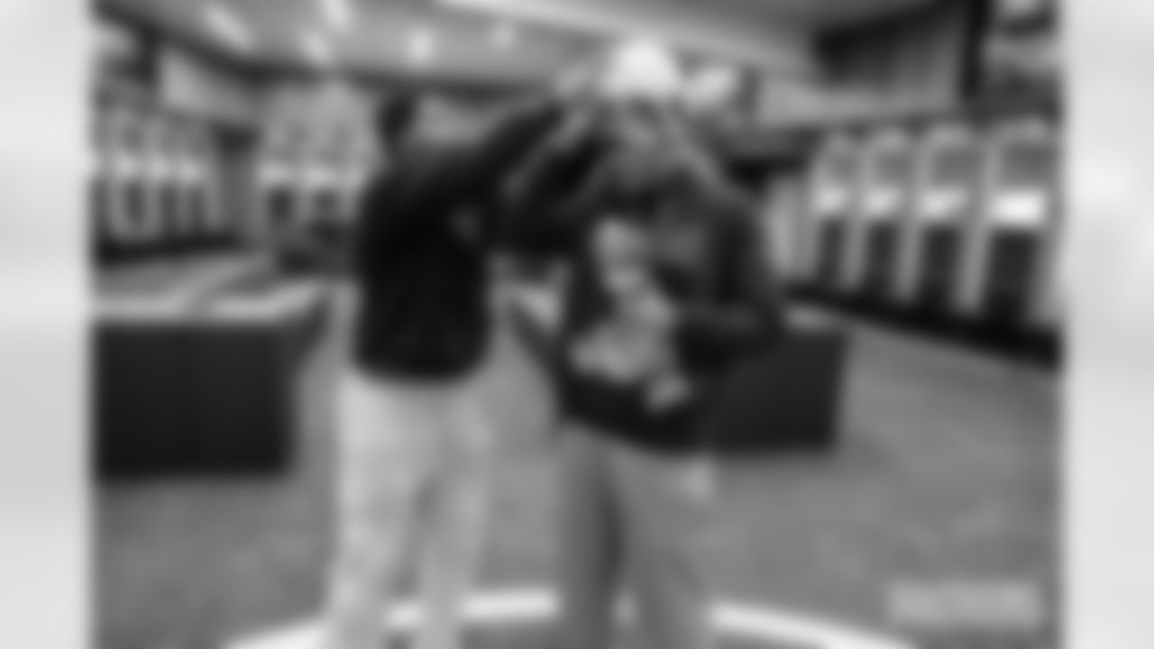 251203_Wicks_Nickelodean_Award-18