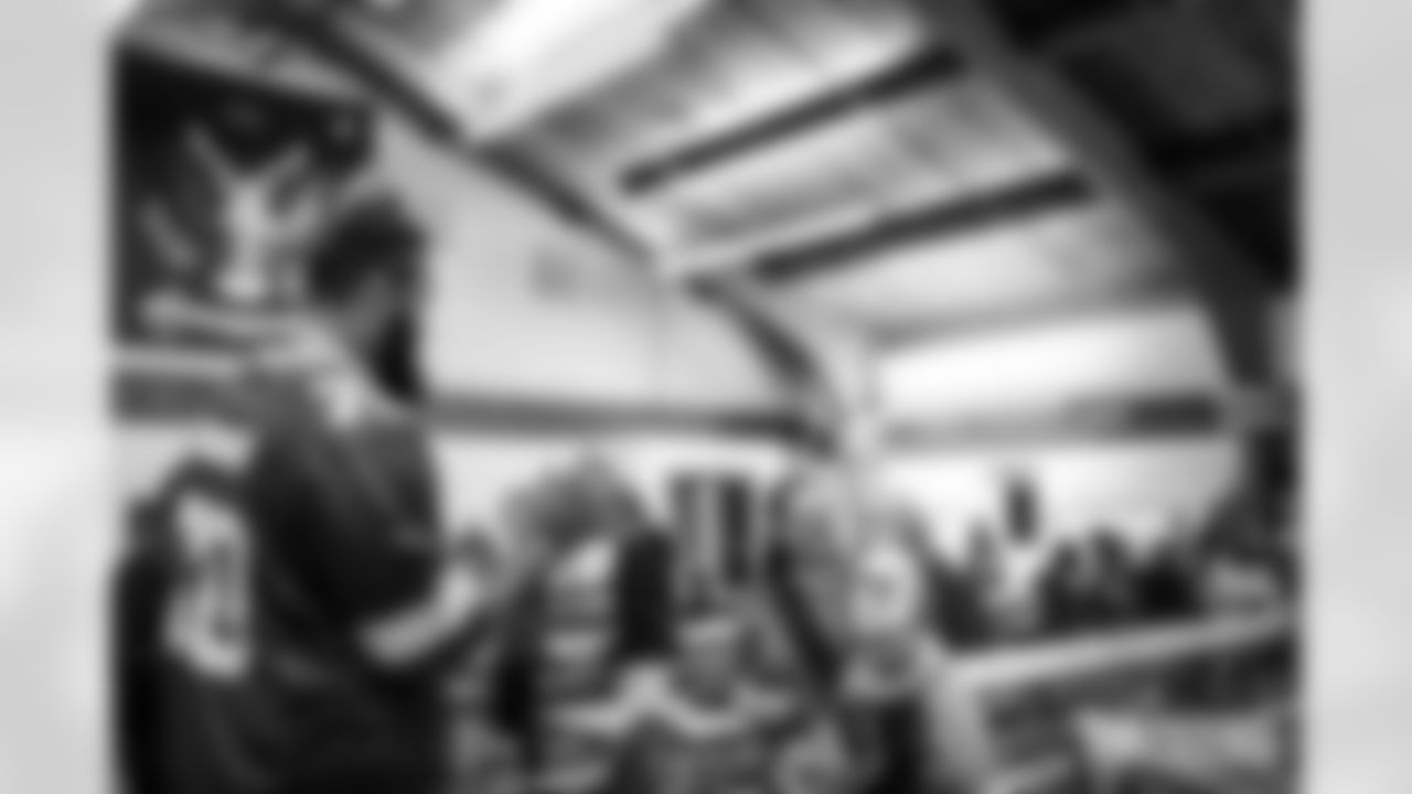 251024_Salute to Service USO Event_MM_1126