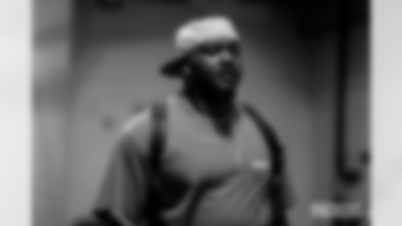 packers-titans-arrivals-A-EP-002