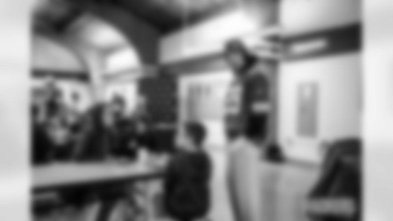 251024_Salute to Service USO Event_MM_0996