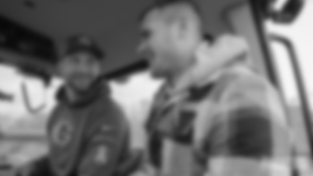 Packer FamilyStill 2025-10-29 140511_1.50.1__PB_Enhanced