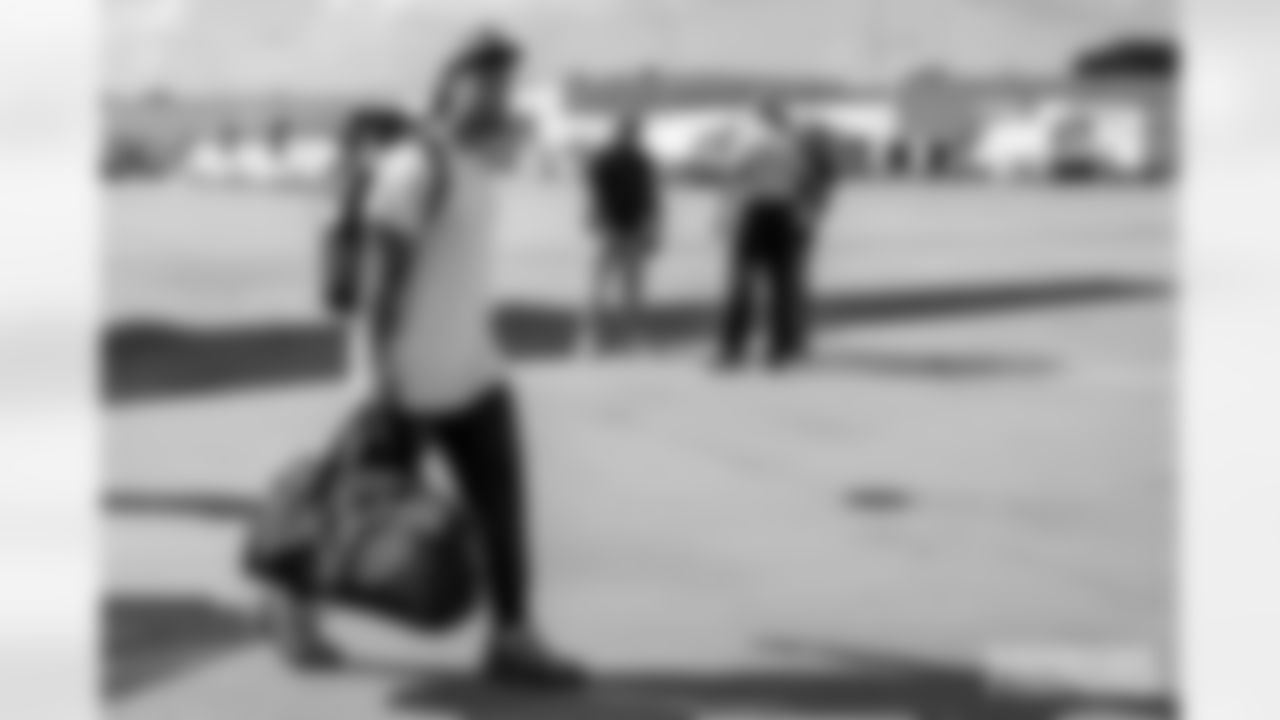 250813_Players-arrive-in-Indy_MM_00043