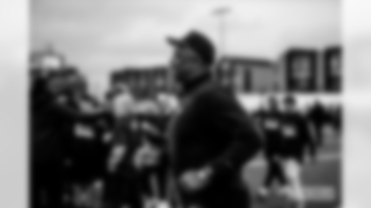 250425-USA-Football-Clinic-A-EP-007