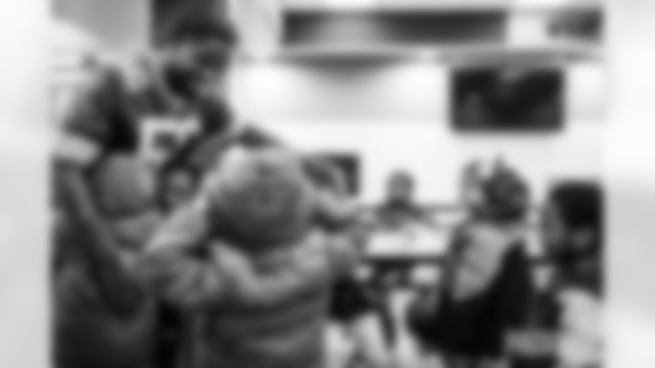 251222_Edgerrin Cooper Toy Drive_MM_0118