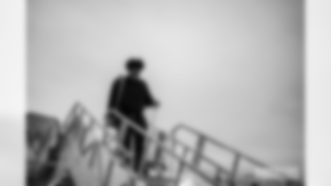 251115_Players arrive in New York_MM_0393