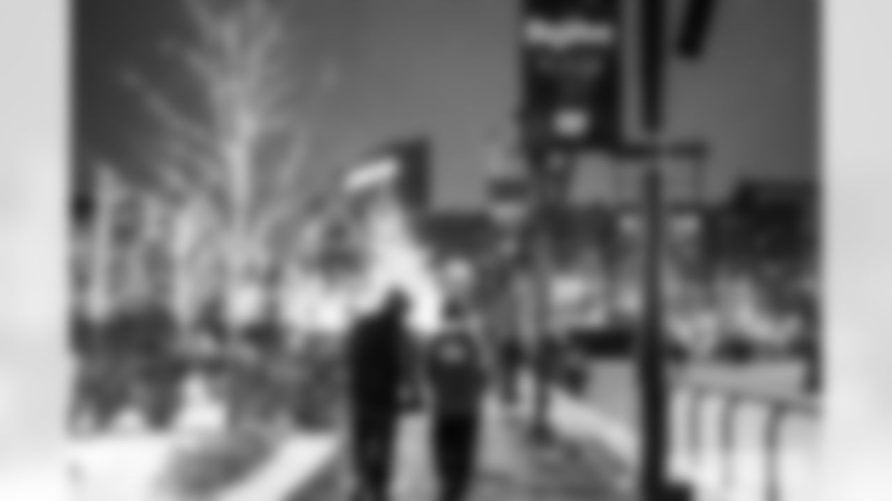 251129_Winter Jubilee Warmup_MM_1583