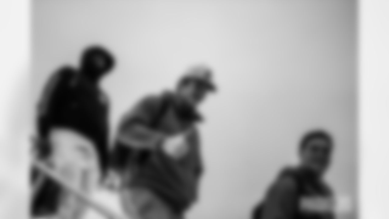 251115_Players arrive in New York_MM_0316