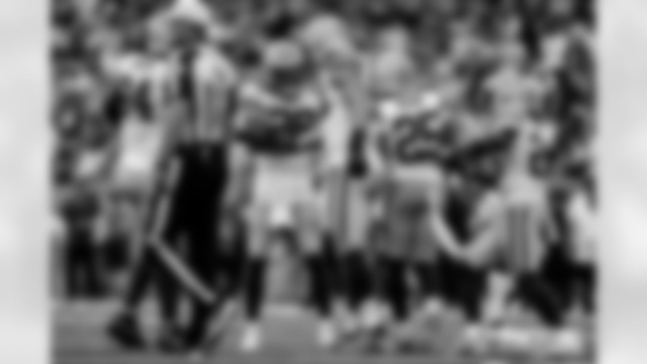 packers-titans-game-B-EP-025