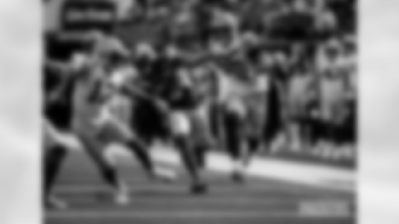 packers-rams-game-A-ES-065