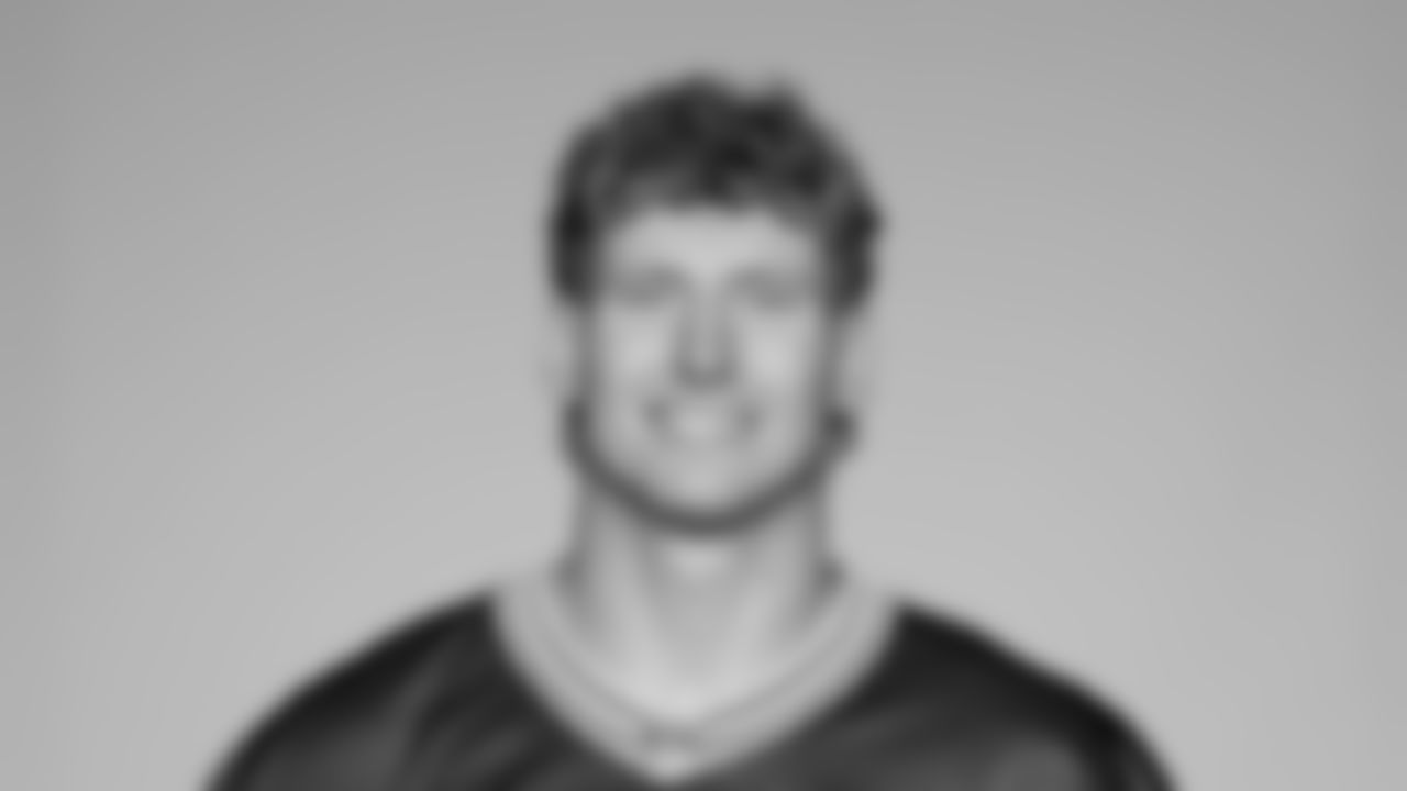 TE Ben Sims