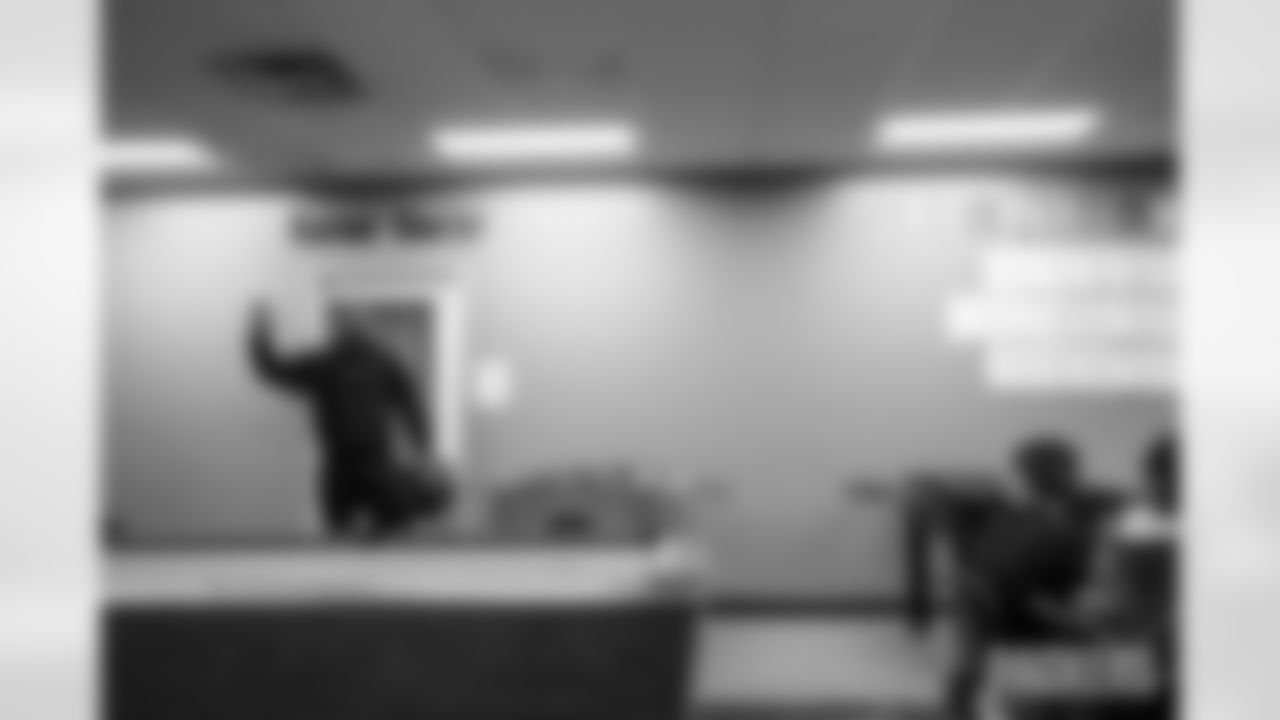 251118_Micah Parsons Boys and Girls Club Visit_MM_0030