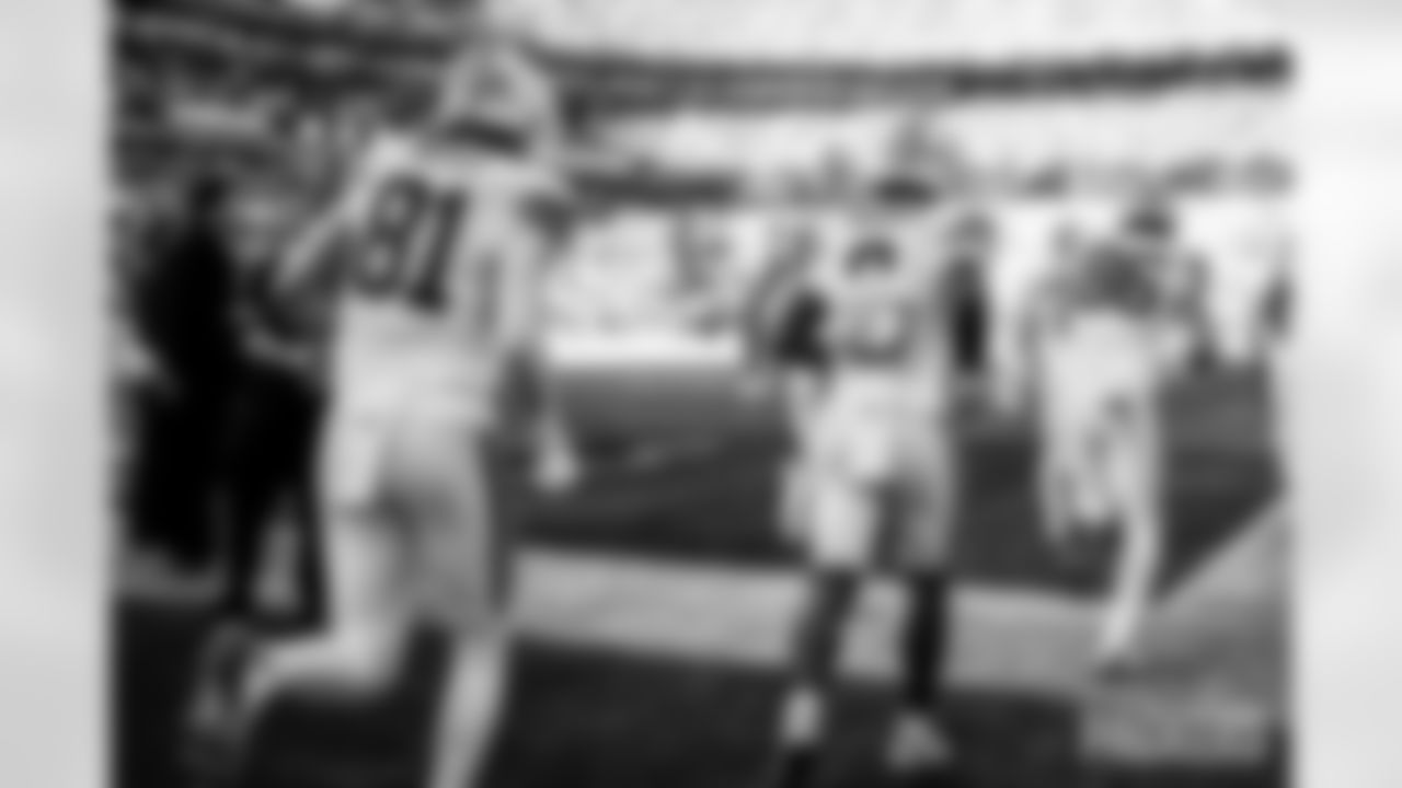 1251214-preGame-ES-002