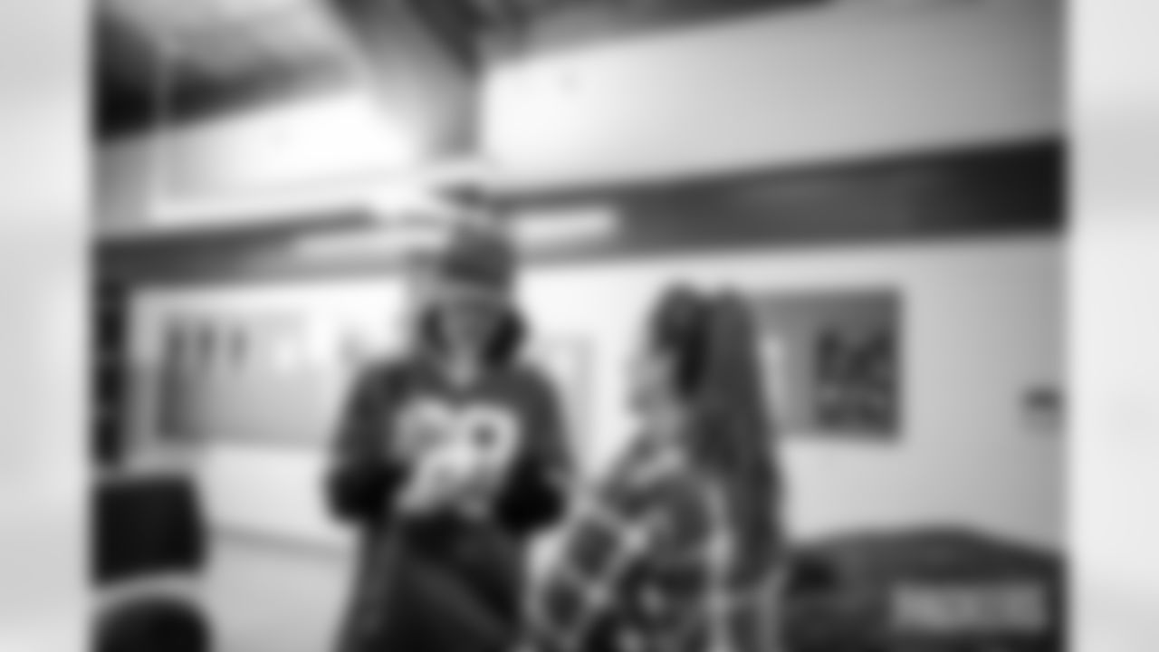 251024_Salute to Service USO Event_MM_1311