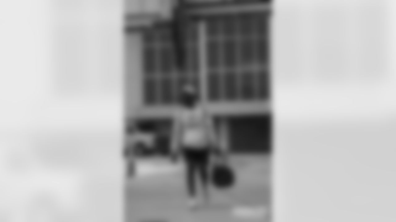 241204-departure-A-LA-011