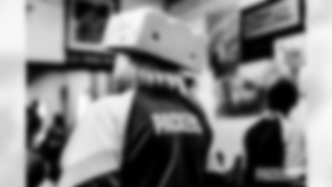 251209_Touchdowns for Hunger_MM_0836