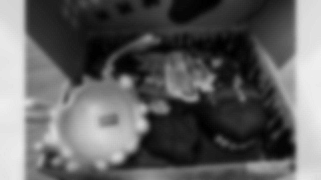 251203_Wicks_Nickelodean_Award-5