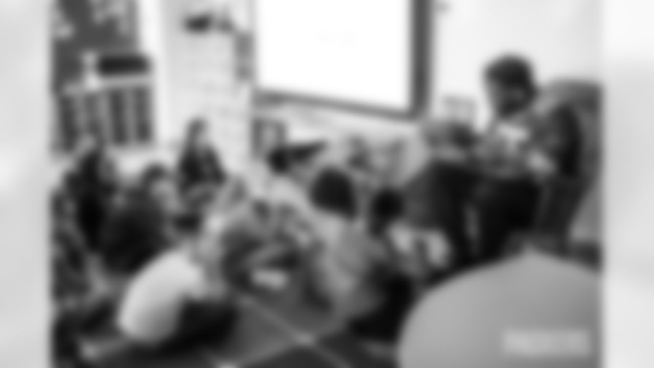 251222_Edgerrin Cooper Toy Drive_MM_0131