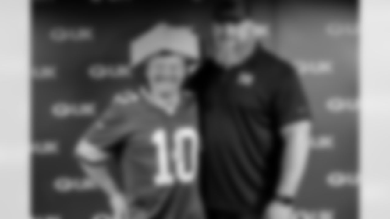 SNAPSI.CO.UK_UK GB PACKERS HUDDLE-128