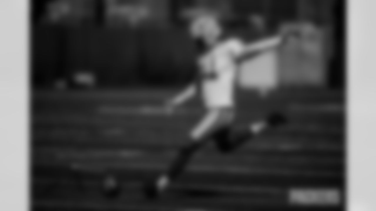 251008_Practice_ES_00294