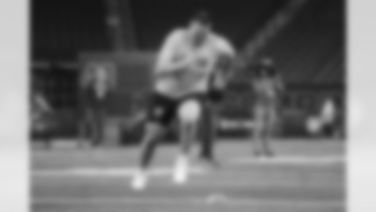 South Carolina offensive lineman Nick Gargiulo participates in a drill during the 2024 NFL Scouting Combine on Sunday, March 3, 2024 in Indianapolis, Indiana.