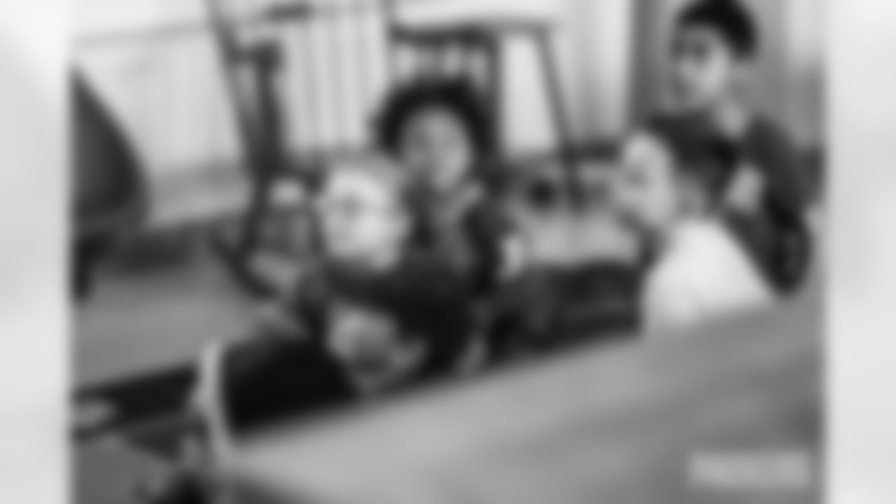 251222_Edgerrin Cooper Toy Drive_MM_0181