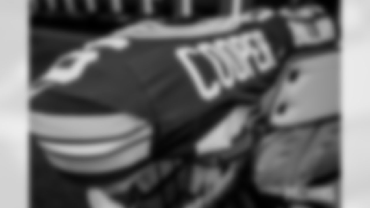 251012-locker-room-bobber-016