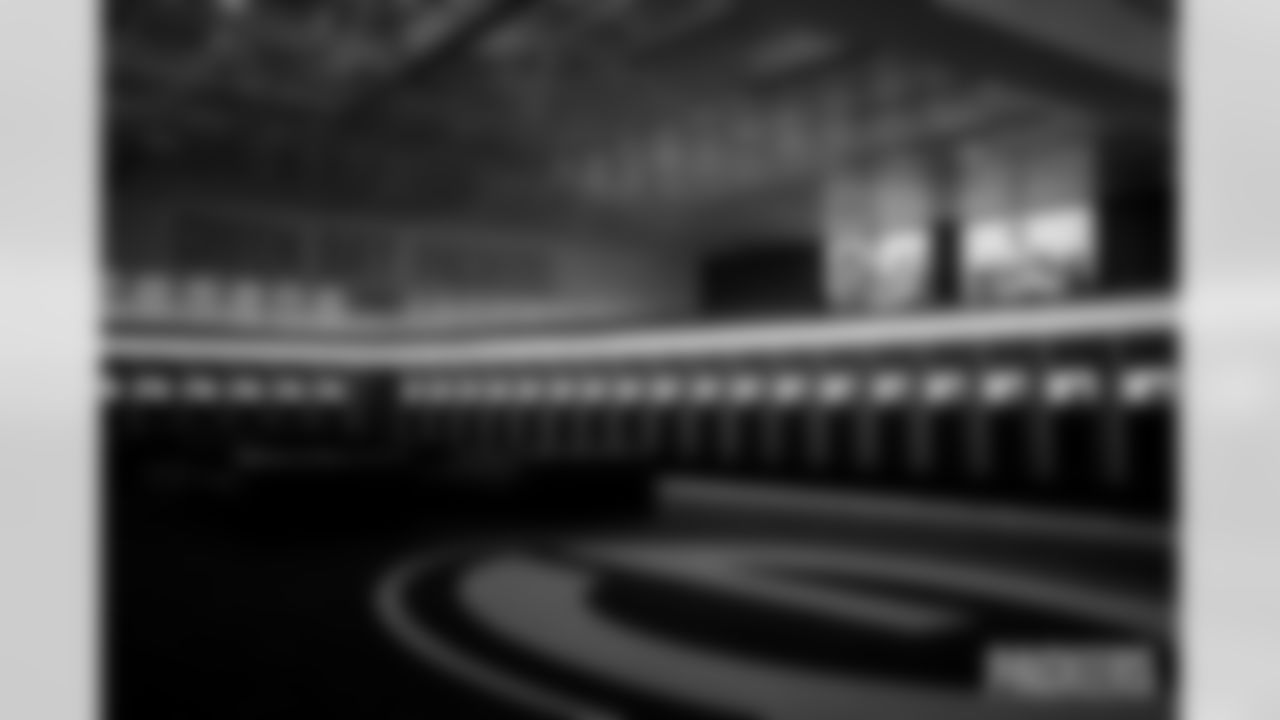 250722-LockerRoom-MM-017