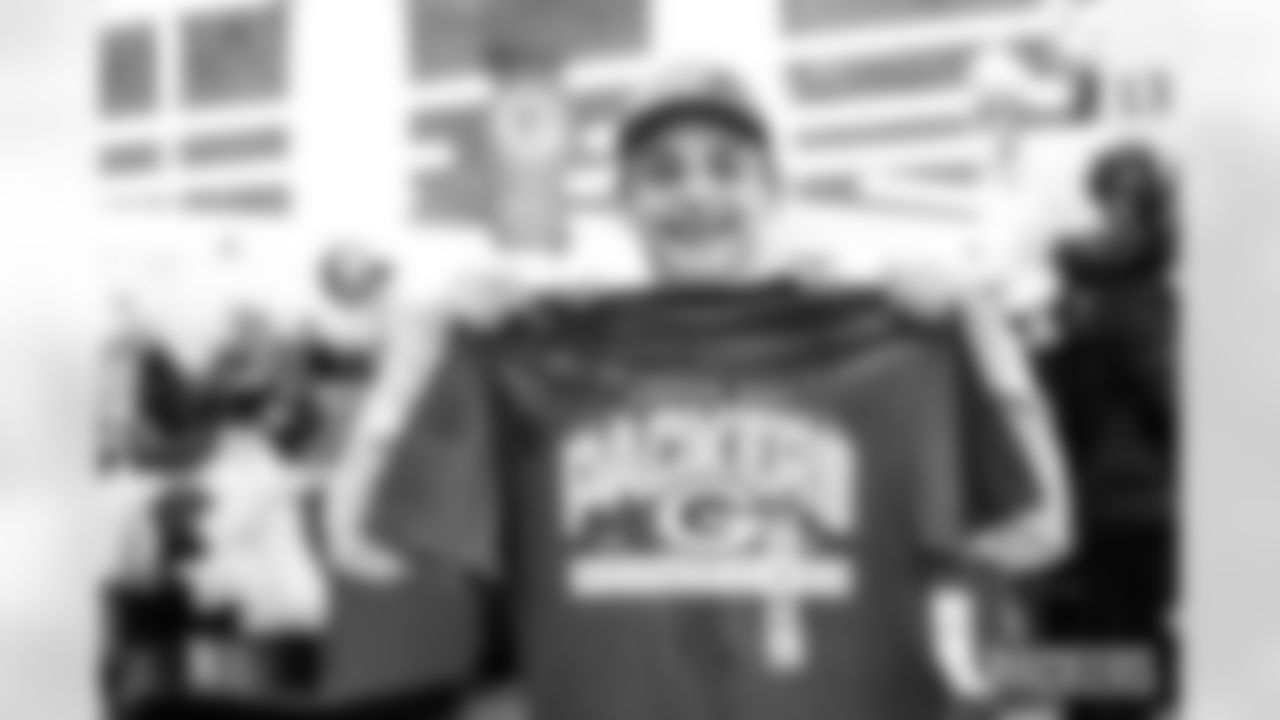 251208_Meijer Shopping_MM_0518