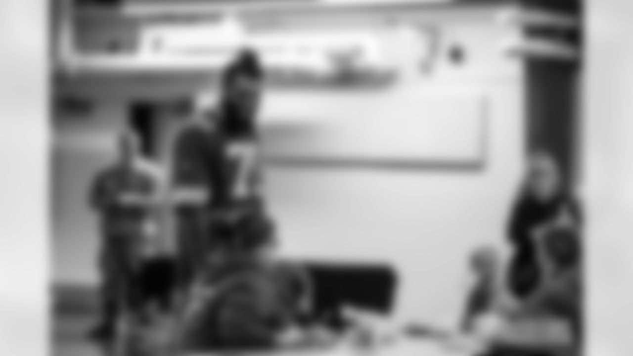 251024_Salute to Service USO Event_MM_0962