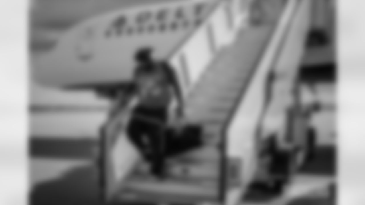 250813-arrive-in-indy-2560-13