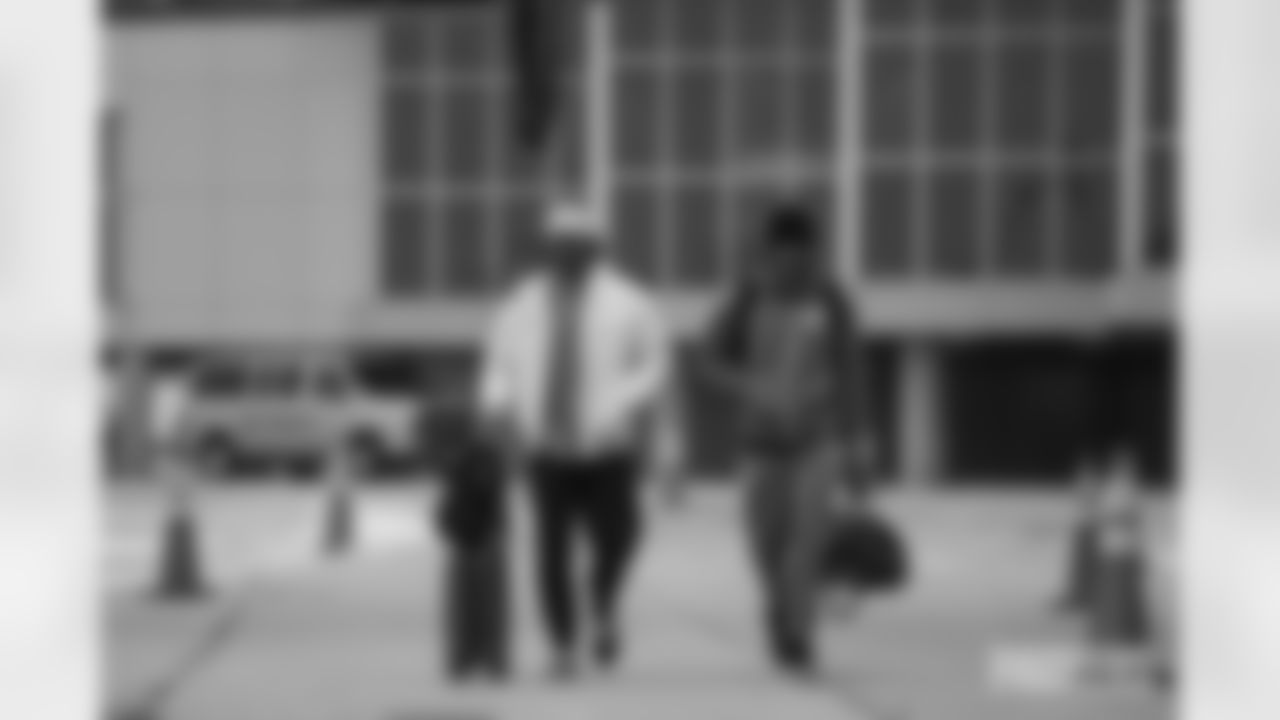 241204-departure-A-LA-034