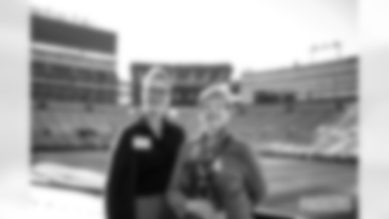 251217_Grant Recipient Luncheon_MM_0165