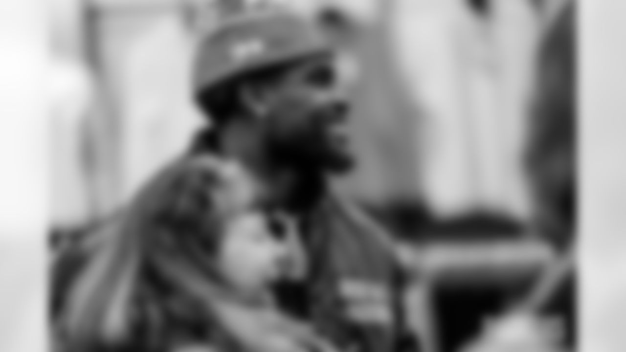 251202_Shop with a Pro_ES_00279