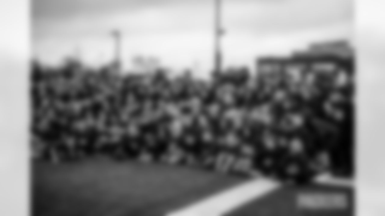 250425-USA-Football-Clinic-A-EP-020