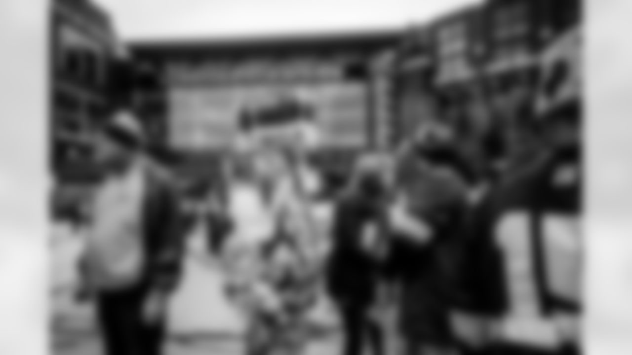 250424_NFL Draft_Day1_Campus_EP_010