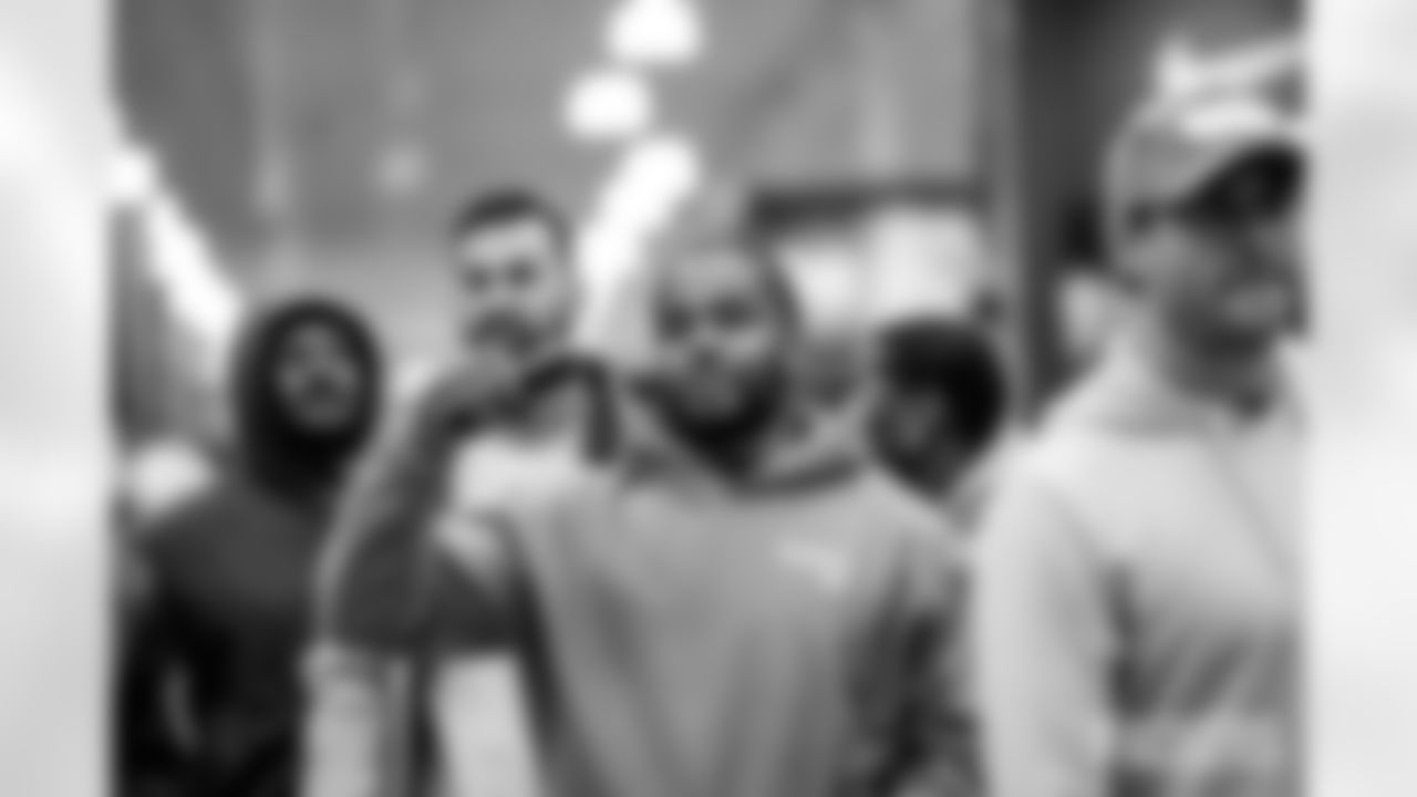 251202_Shop with a Pro_ES_00180