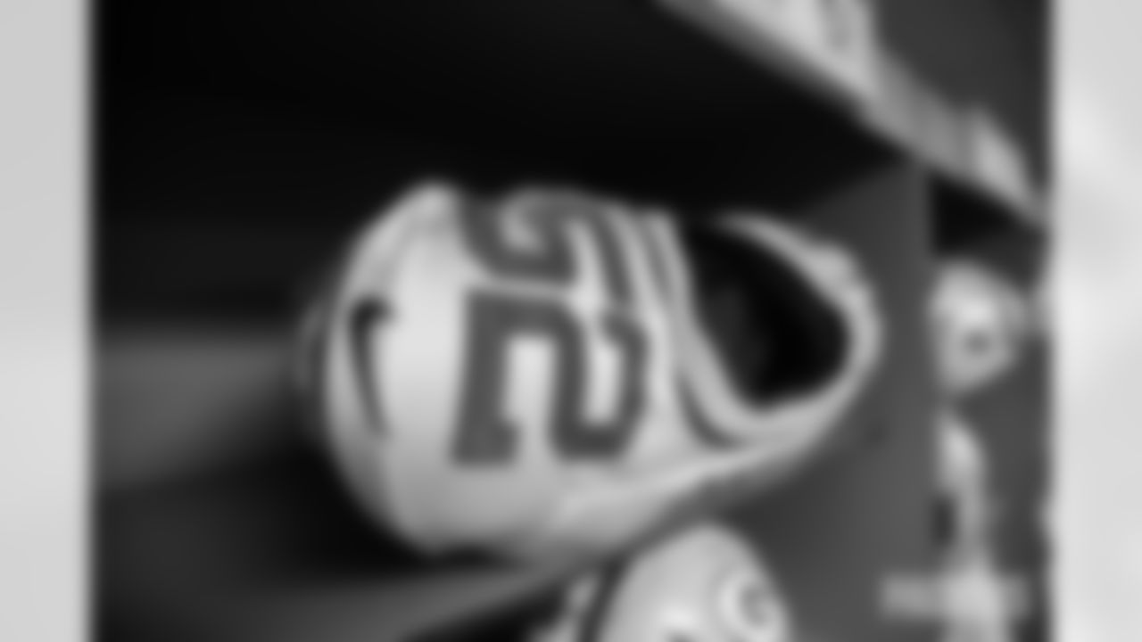 240120-locker-room-photos-batch-1-hudy16